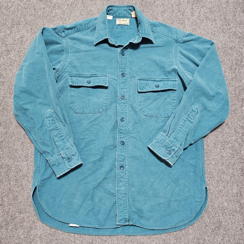 L.L. Bean Teal Casual Button-Down Shirt with Chest Pockets